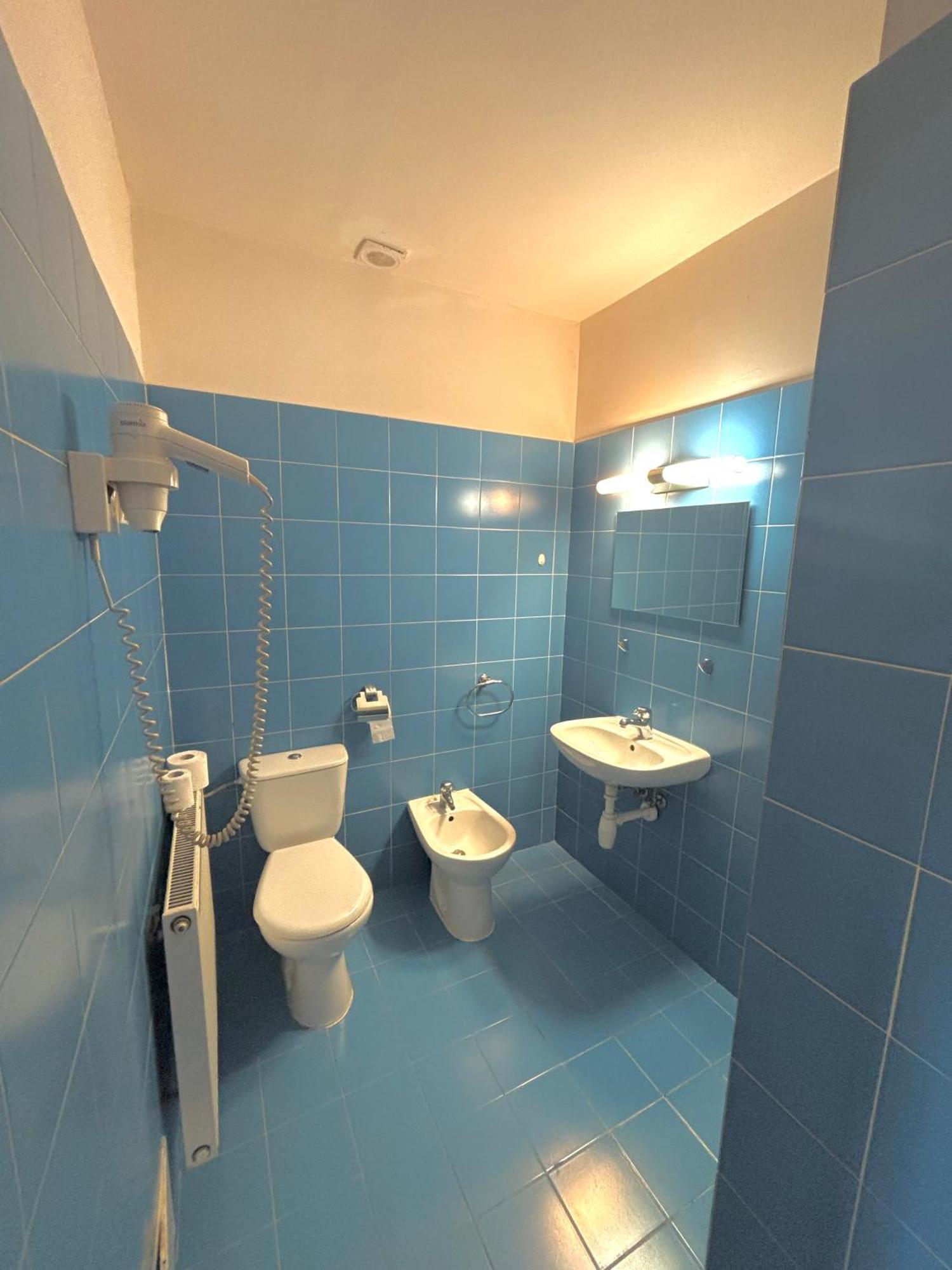 Hostel Nuove Frontiere Nysa Exterior photo