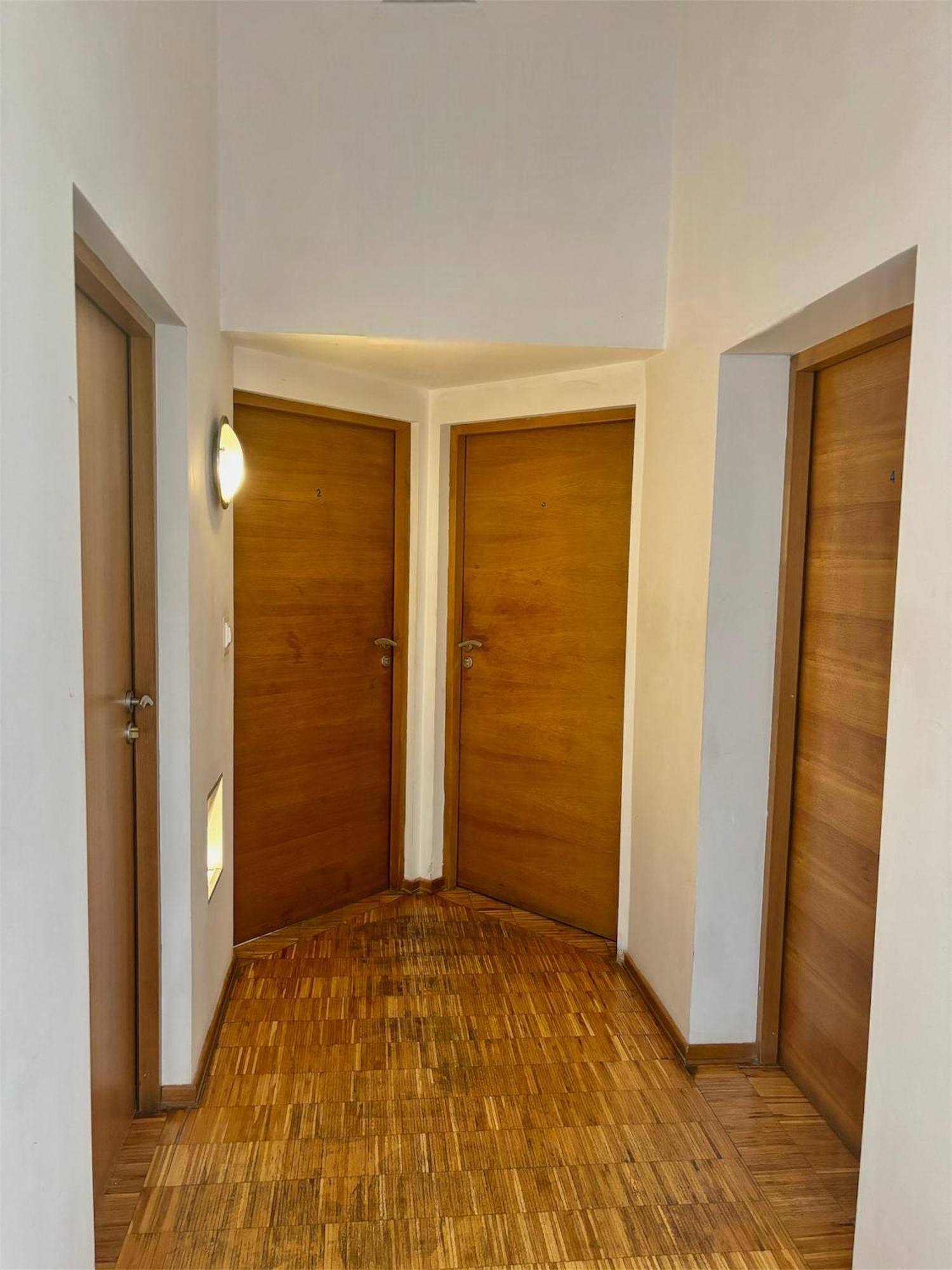 Hostel Nuove Frontiere Nysa Exterior photo