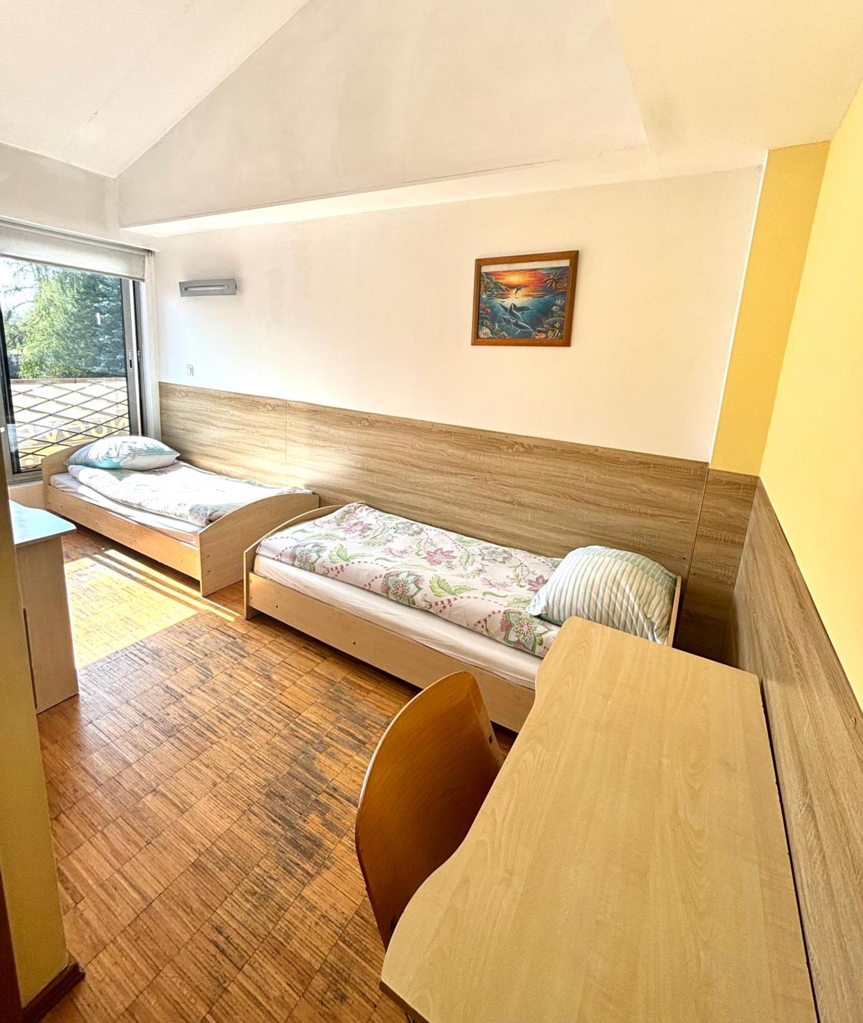 Hostel Nuove Frontiere Nysa Exterior photo